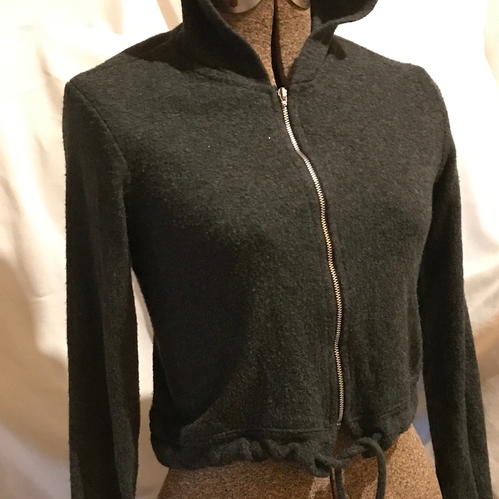 Sweaters - Picture 9 of 15